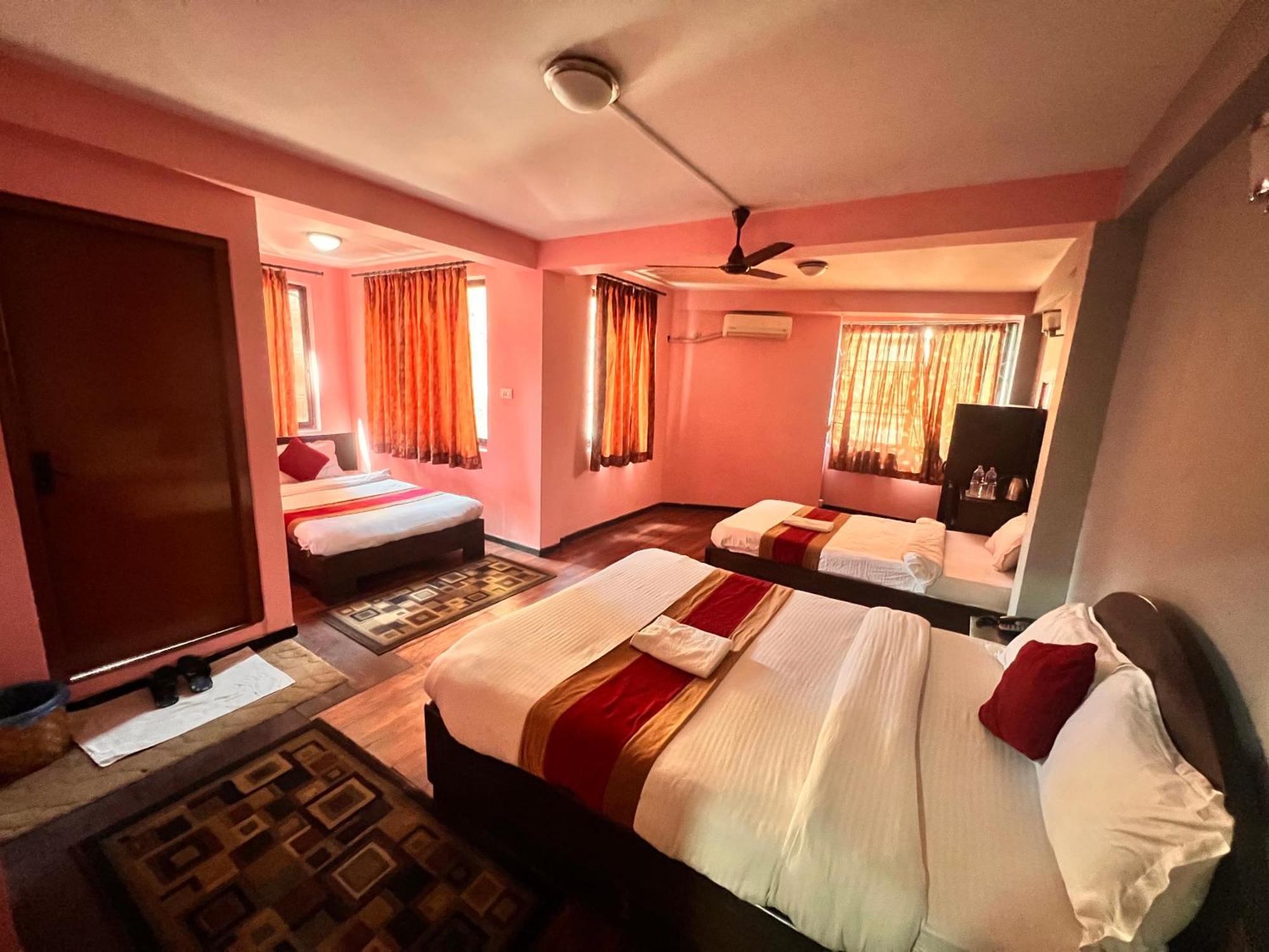 Hotel Family Home Katmandou Extérieur photo