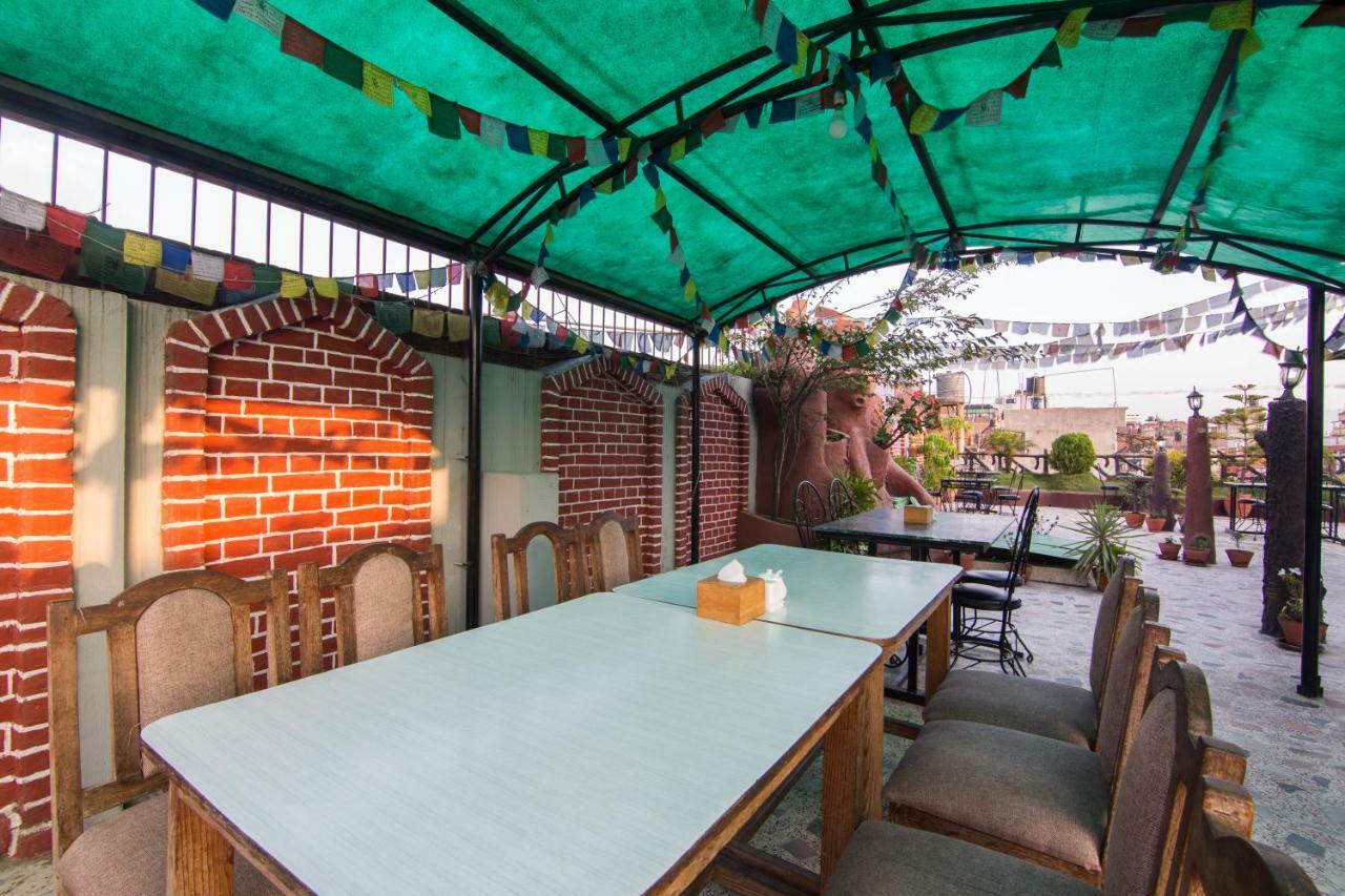 Hotel Family Home Katmandou Extérieur photo